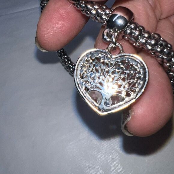 Tree of Life Silver Tone Beaded Stretch Bracelet - Picture 3 of 10